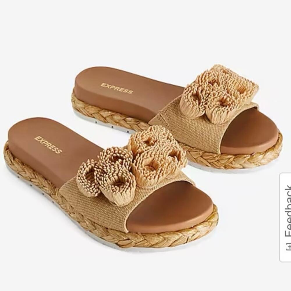 NEW Express Woven Flower Strap Flat Sandals sz 8 Straw Braided Floral Summer
